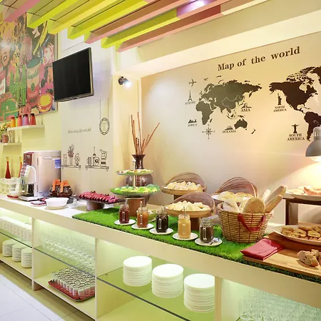 Ibis Styles Jakarta Gajah Mada-3