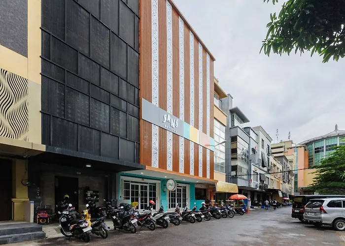 Sans Hotel Cengkareng Jakarta